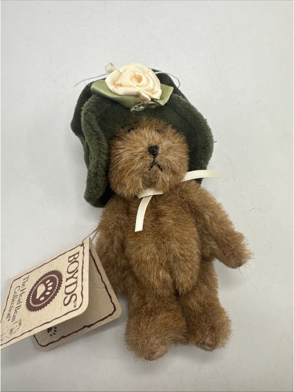 Plush teddy bear ornament Boyds Bears Rissy 3” EUC